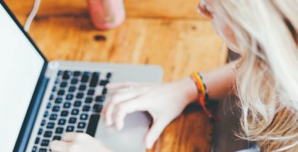 tell if a website is legit?